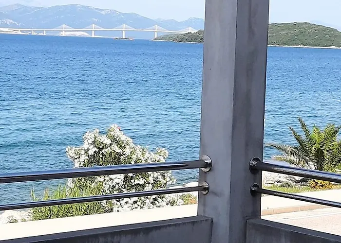 View Of The Peljeski Bridge Drače